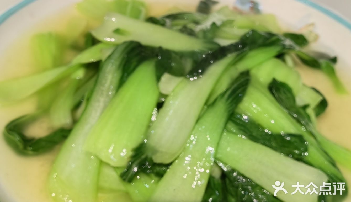 抢的39元的四菜一点心,外加一个牛肉打边炉