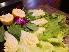 蔬菜三拼-三人行骨头王火锅(长寿店)