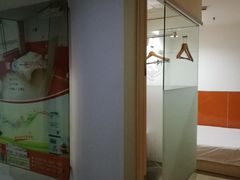 -99旅馆连锁(广兰路地铁站店)