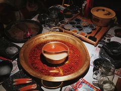 -新哥老官·畅吃123·美蛙世界(苏宁广场店)