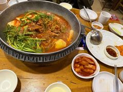 -喇喇排骨火锅·传统韩式脊骨汤(望京西园总店)