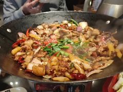 -富正毅三下锅·湘西韵味(天门山索道店)