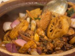-胡须佬鸡煲四季火锅店(石厦西村直营店)