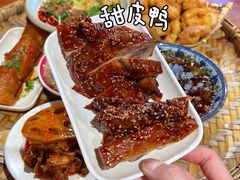 -爆炸头阿姨小四川正宗川味小吃(无任何分店)