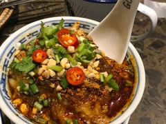-沪小二炭火蛙锅(淮海中路美食不夜城店)