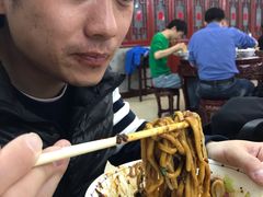 肉丁小碗干炸炸酱面-海碗居(牡丹园店)