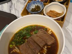 -康师傅私房牛肉面(申虹店)