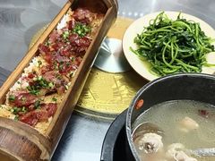 -盛得农家美食·无花果浸鸡·古法烧鸡·竹筒饭(白水寨森林海店)