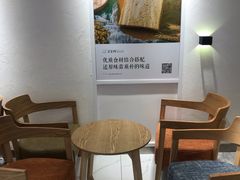 用餐区-爸爸糖吐司面包(重庆解放碑英利大融城店)