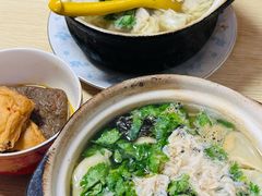 -小许三鲜砂锅馄饨店(家多乐烟酒店)