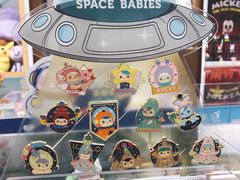 -泡泡玛特POPMART(蓝色港湾店)