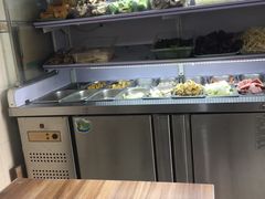 自助取餐区-艺芳家朝鲜冷面