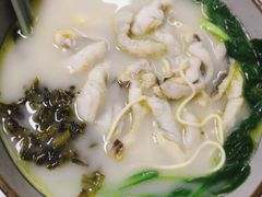 -明呈黄鱼面馆(斜土路店)