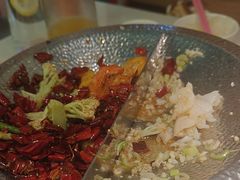 -小鱼小牛·鱼牛干锅·脆鱼火锅(世欧广场店)