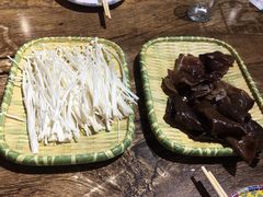 -老蜀铜火锅·酸菜脊骨·麻辣羊蝎子(热闹路店)