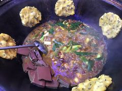 -曹丞相·地锅鸡·地锅鱼(武林店)