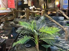 -城墙拐拐火锅(三峡广场黑金冠店)