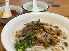 -牛八宝桂林米粉(八里庄店)