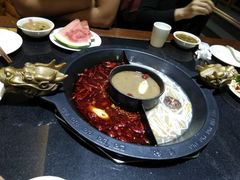 -重庆德庄火锅(体育中心店)