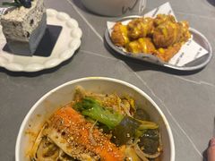 -W COLLECTIVE  DESSERT SHOP