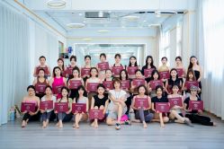 -亚太瑜伽普拉提学院