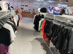 -YONEX苗江运动城(源深店)