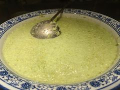 -头上红煨盐鸡·非遗院子餐厅