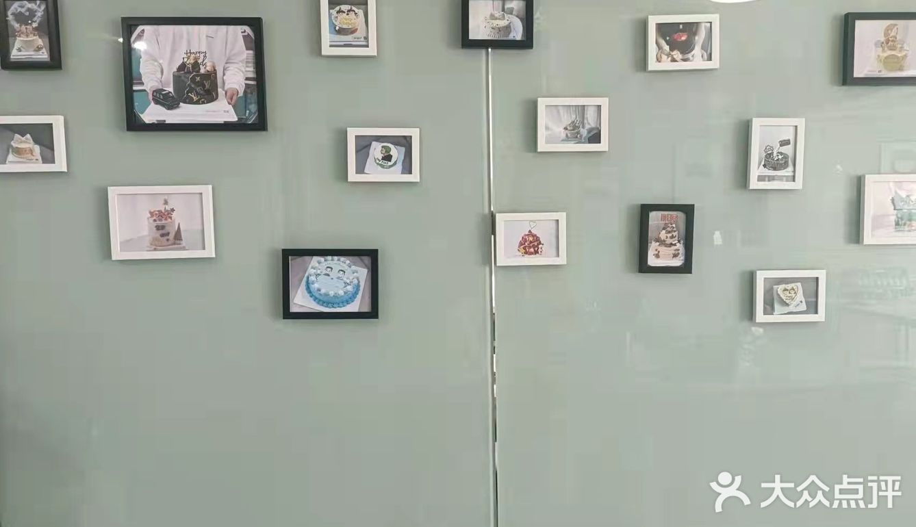 打卡五一广场的烘培店