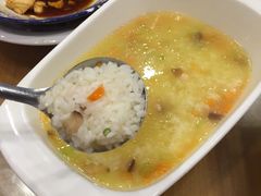 -乌镇那一年小院主题餐厅(甘泉西路店)