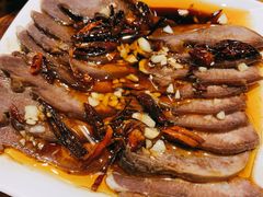 -霄汉牛三鲜湖北砂锅菜(万松园2店)