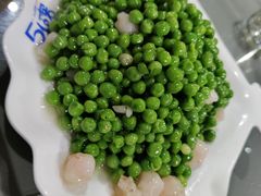 -梓檚中餐厅湖北菜小龙虾武昌鱼排骨藕汤(黄鹤楼店)
