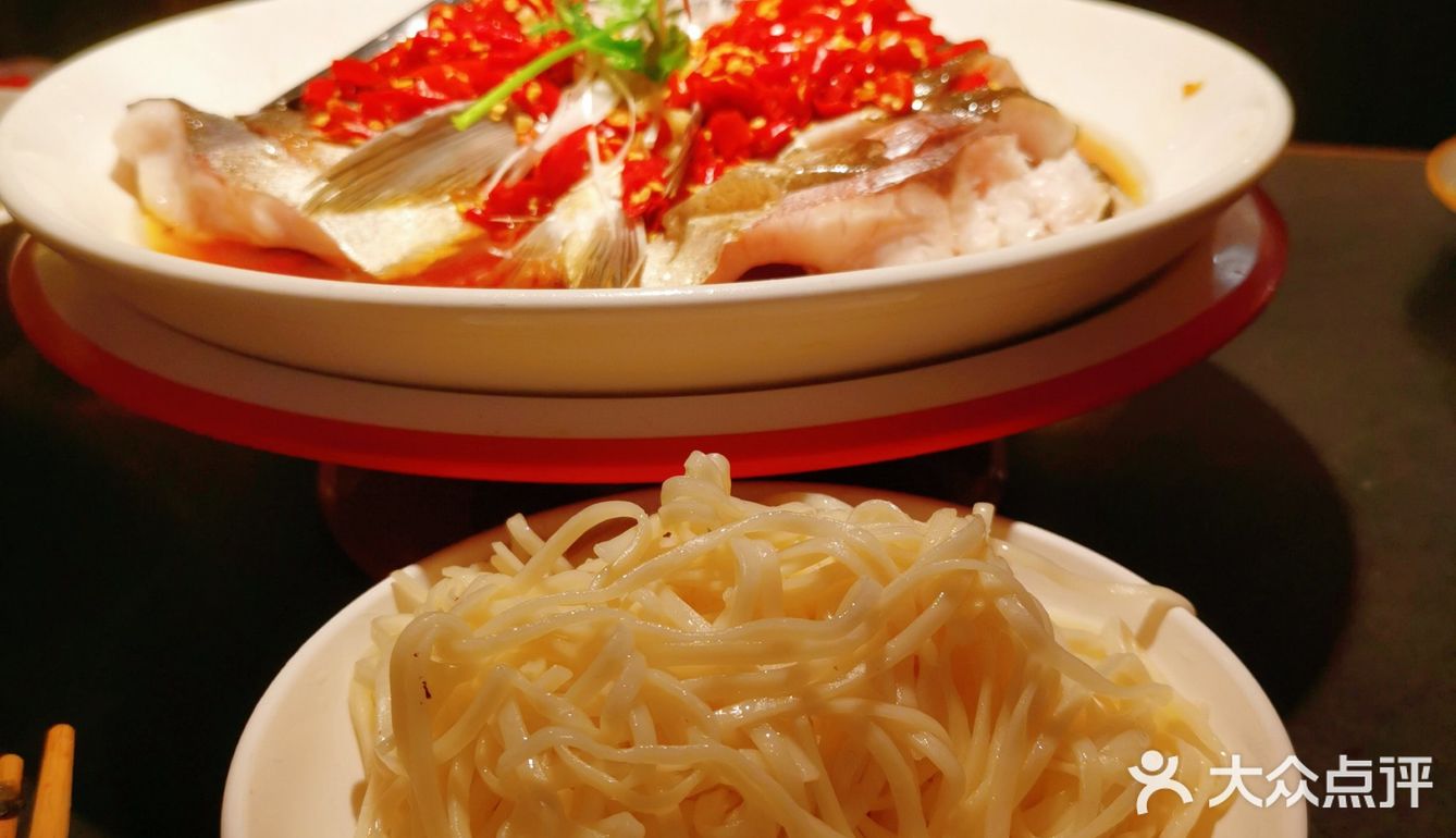 🌈深圳探店｜湘阁里辣｜什么😲鱼头才29元/份😘  👭