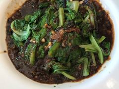 -鑫巴蜀小镇 · 水煮鱼专研店(玉桥店)