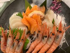 -牛YO寿喜烧·铁板烧和牛火锅自助(市府恒隆店)