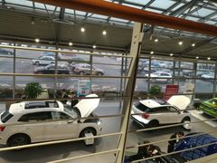 -博瑞祥云奥迪4S店