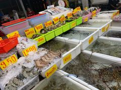 -拉威海鲜市场