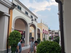 -佛罗伦萨小镇广佛名品奥特莱斯(疏港路店)