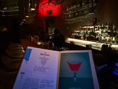 -FOUR PLAY BAR