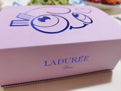 -ladurée(戴高乐机场T 2F店)
