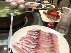 -正能量脆肉鲩火锅