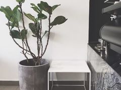 -UNI UNI(环亚凯瑟琳店)