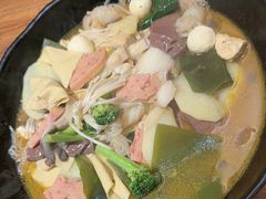 -万记麻辣烫国展总店