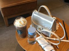 -星巴克(无锡东方商厦店)