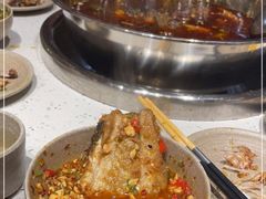 -肖肖酸萝卜鱼火锅(总店)