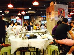 大堂-鲜入围煮花胶鸡海鲜火锅