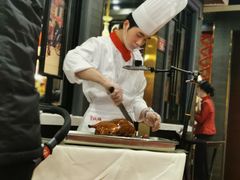 -皇城根·烤鸭·鱼头·家常菜(欧亚大观乐活城店)