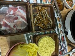 -菌小白火锅(时尚天河店)
