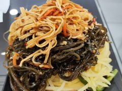 -孔一凡·手工饺子(时尚明苑店)