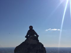 -鬼笑石后山停车场