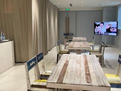 -潮一不贰·法式甜品·生日蛋糕·西式简餐(外滩店)